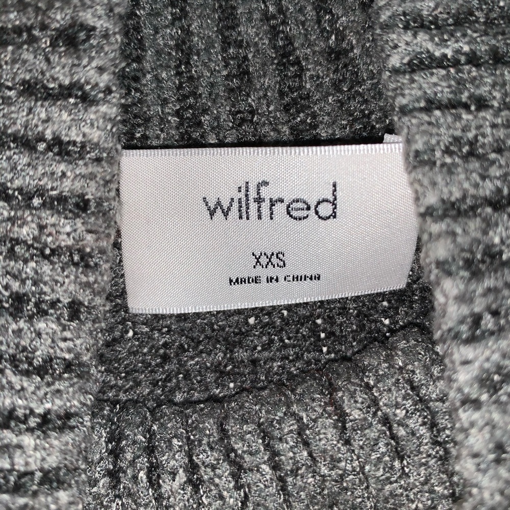 Wilfred Mock Neck Sweater